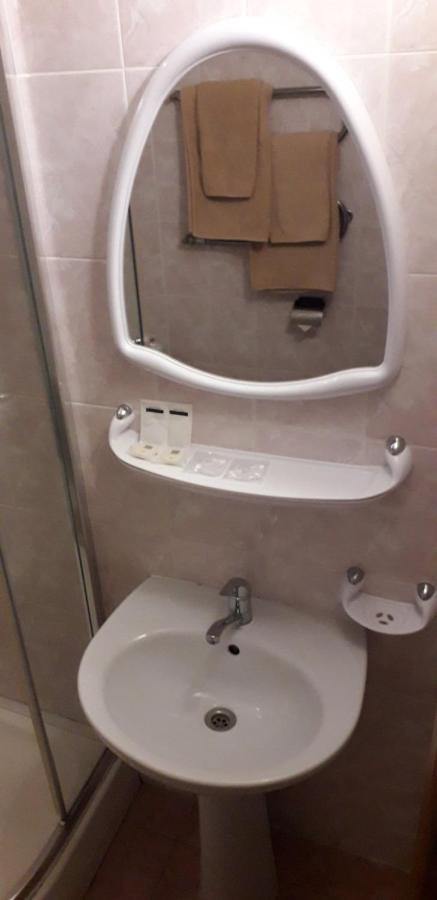 прикарпаття Готель 3*